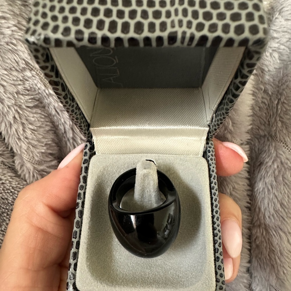 Cocktail Ring​​​​​​ - Picture 2 of 3